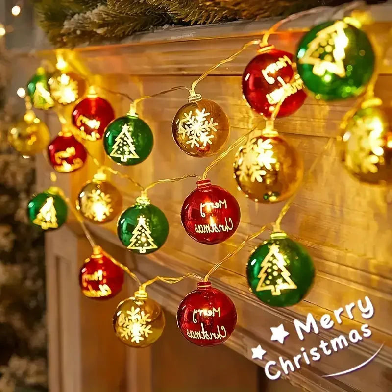 Tira de luces LED decorativas con dibujos navideños.            